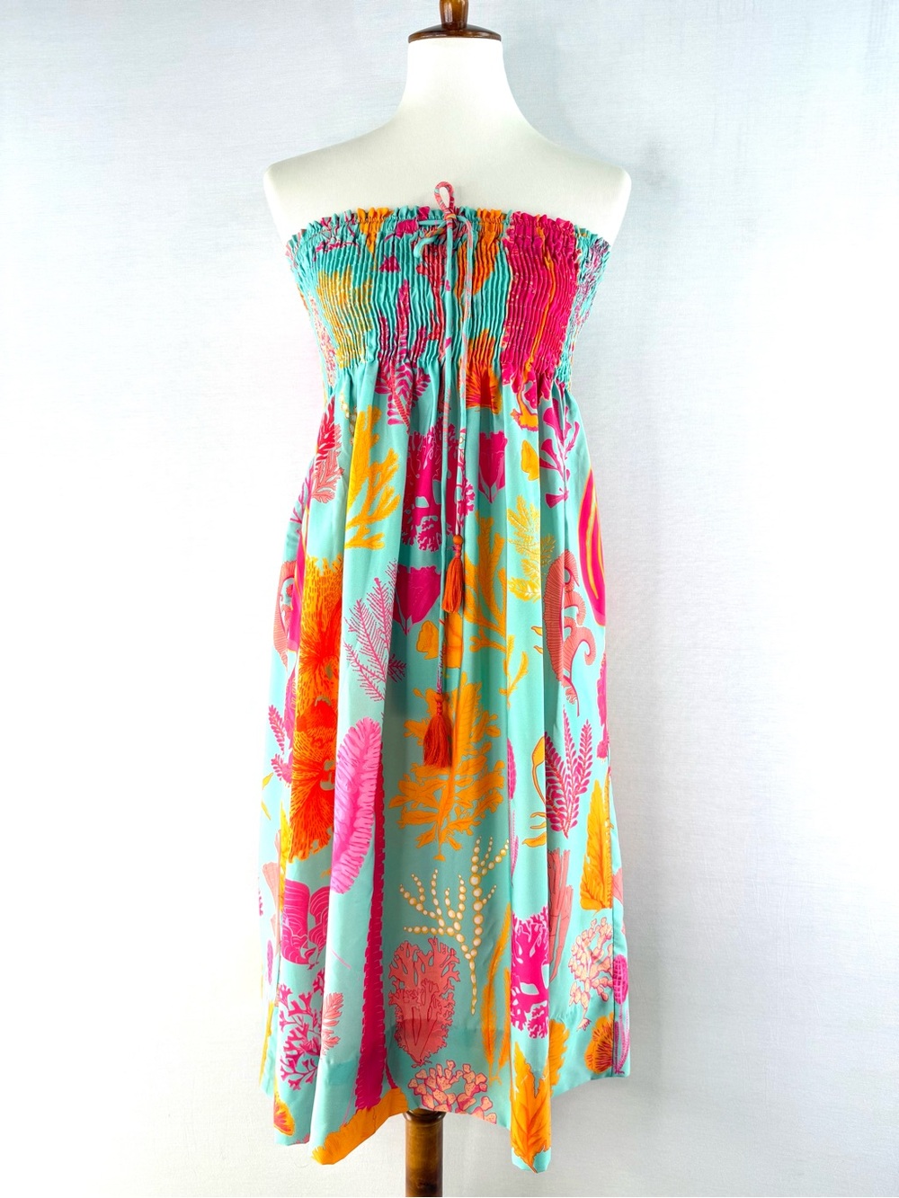 Gretchen Scott Haight Ashbury Sea Sway Strapless Tropical Print Smocked Dress